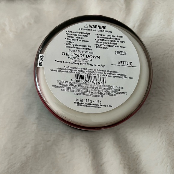 Bath & Body Works X Stranger Things The Upside Down Candle - Picture 4 of 8